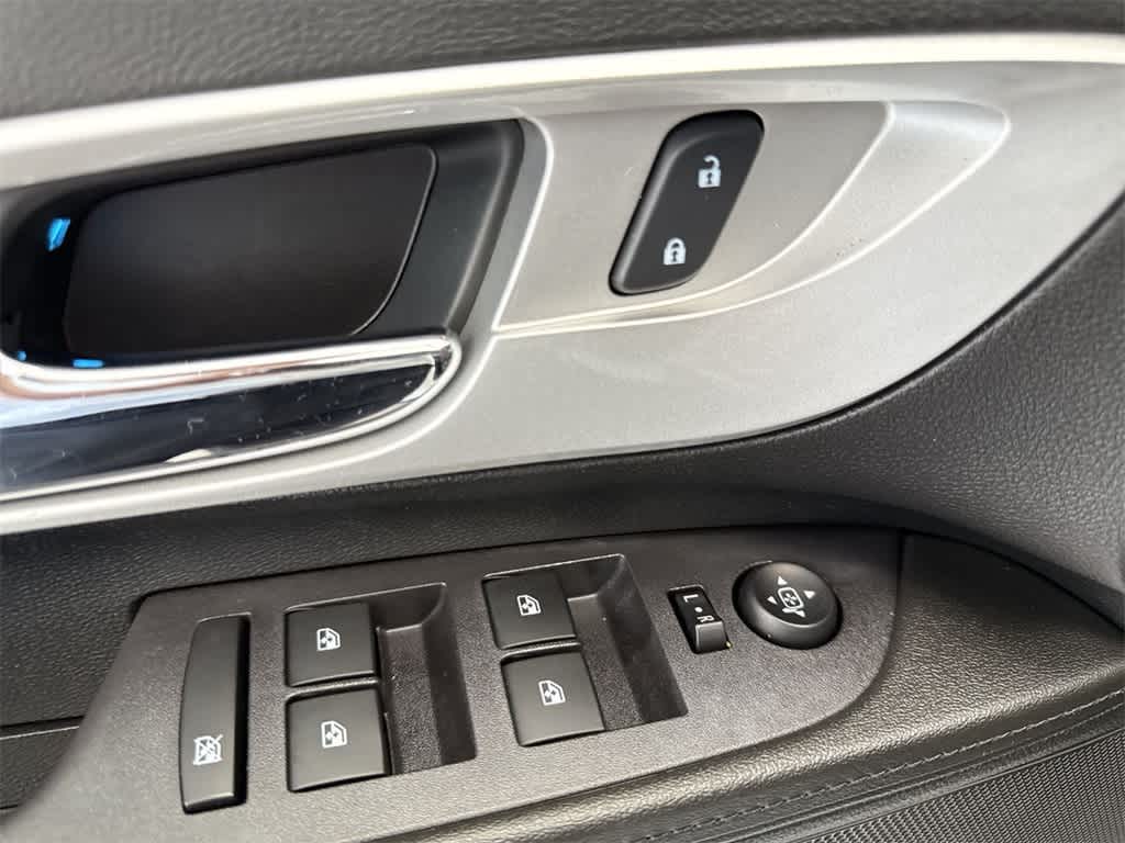 2017 Chevrolet Equinox Premier 18