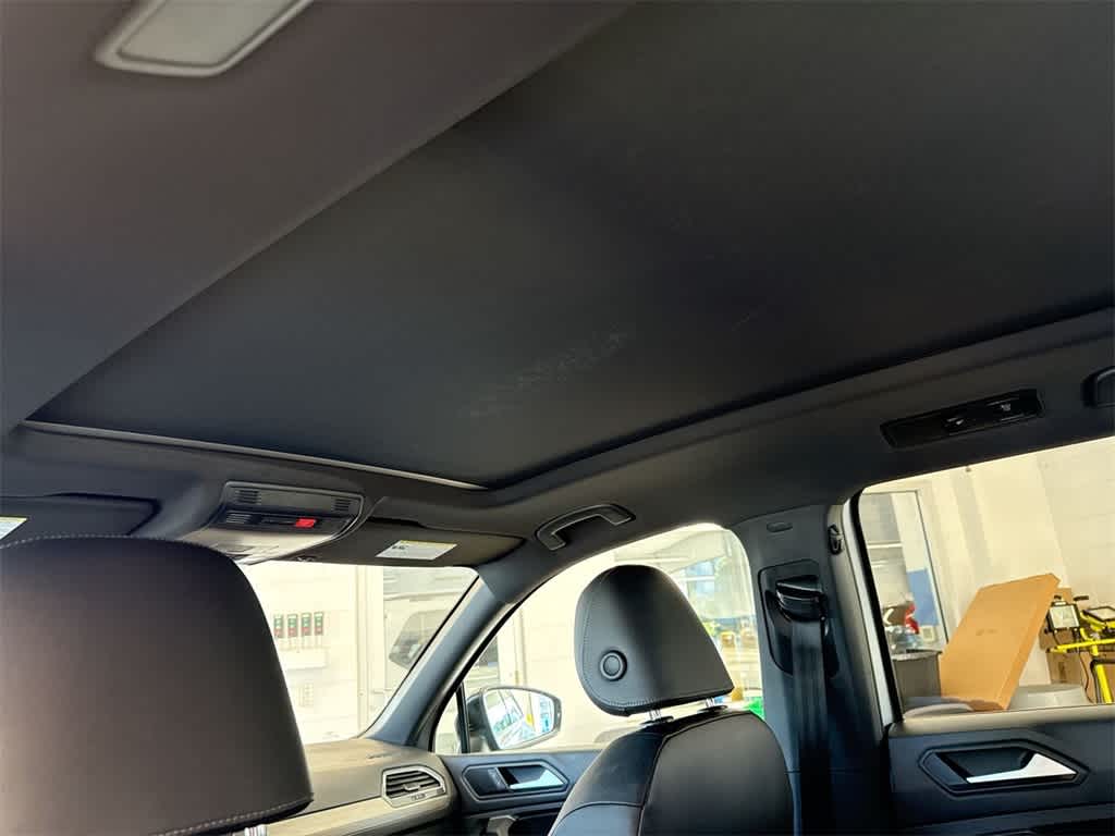 Thumbnail: 2019 Volkswagen Tiguan - 20