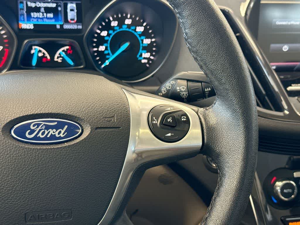 Thumbnail: 2015 Ford Escape - 28