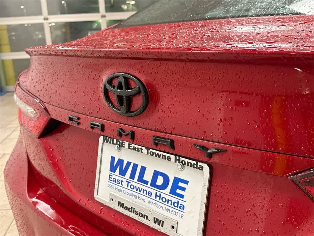 Thumbnail: 2022 Toyota Camry - 13