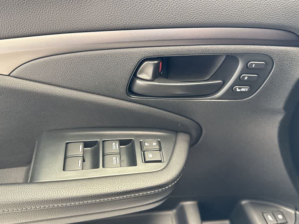 Thumbnail: 2023 Honda Passport - 20