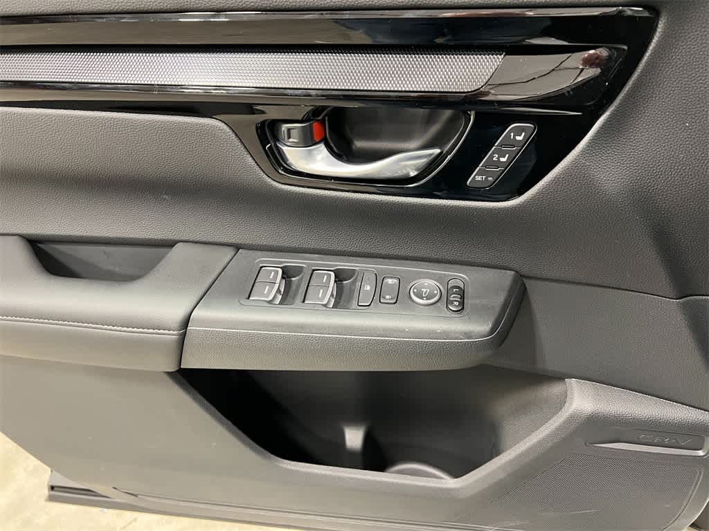 2025 Honda CR-V EX-L 13
