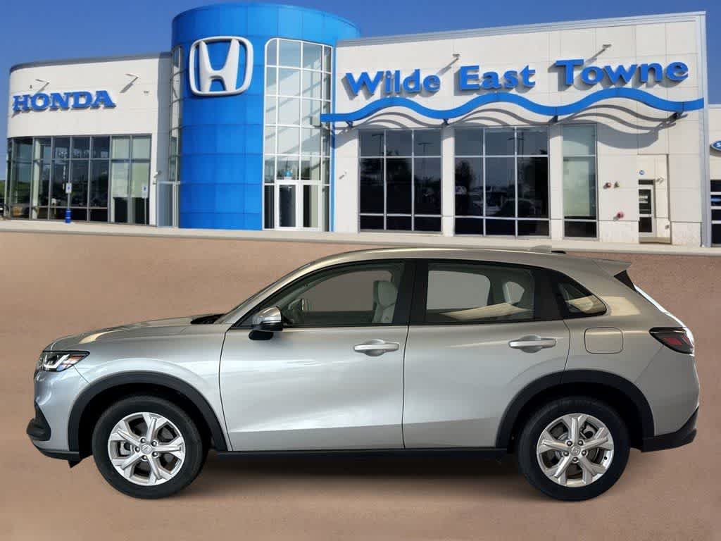 Thumbnail: 2025 Honda HR-V - 2