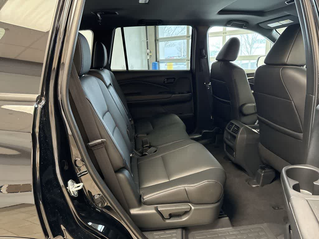 Thumbnail: 2023 Honda Passport - 24