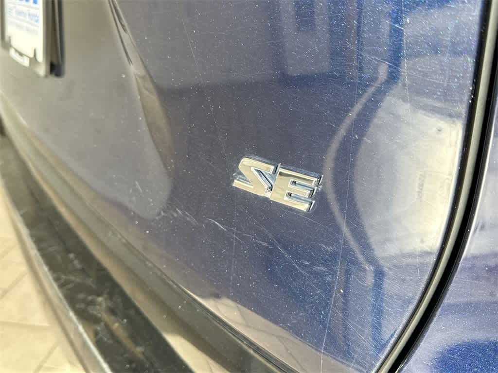 Thumbnail: 2021 Toyota RAV4 - 11