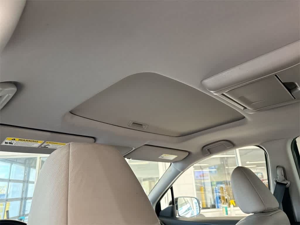 Thumbnail: 2017 Honda Pilot - 20