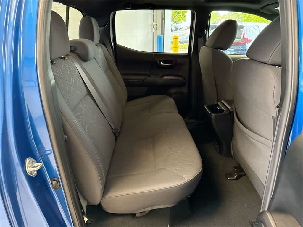 Thumbnail: 2017 Toyota Tacoma - 22