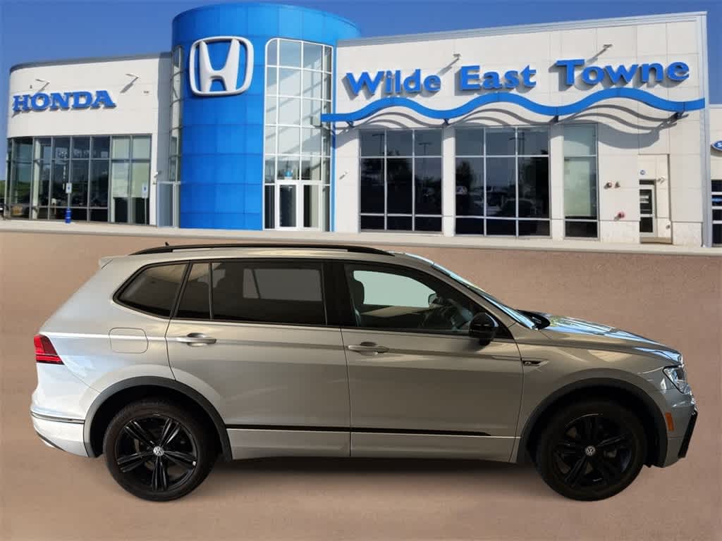 Thumbnail: 2019 Volkswagen Tiguan - 9