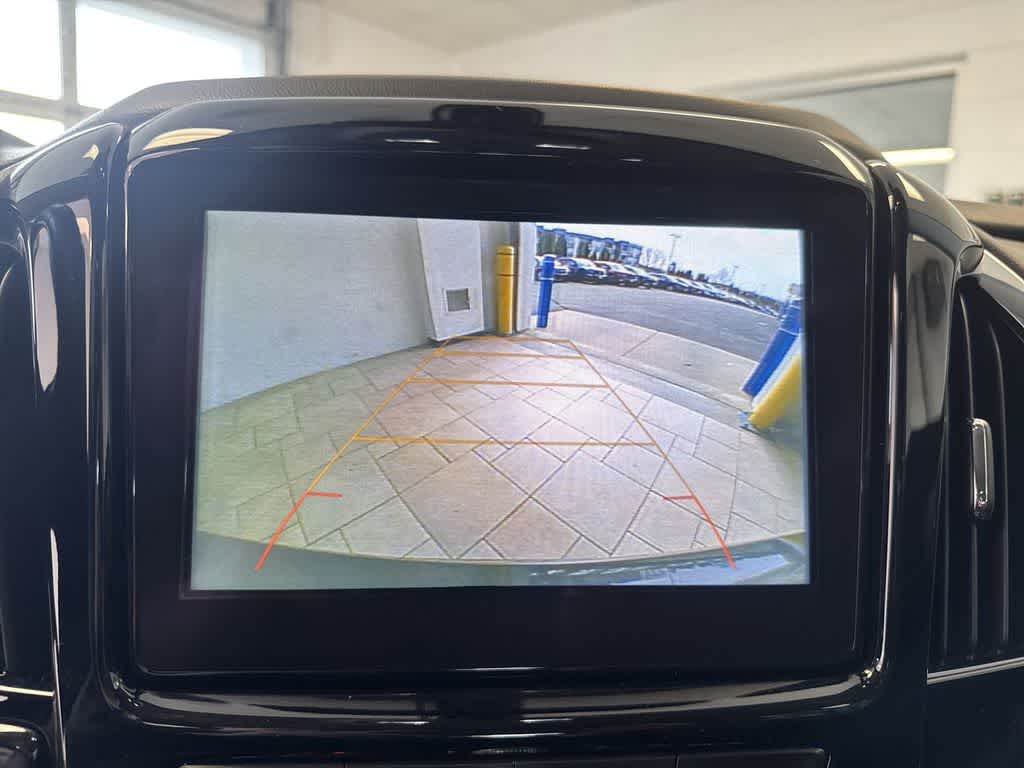 Thumbnail: 2018 Chevrolet Traverse - 30