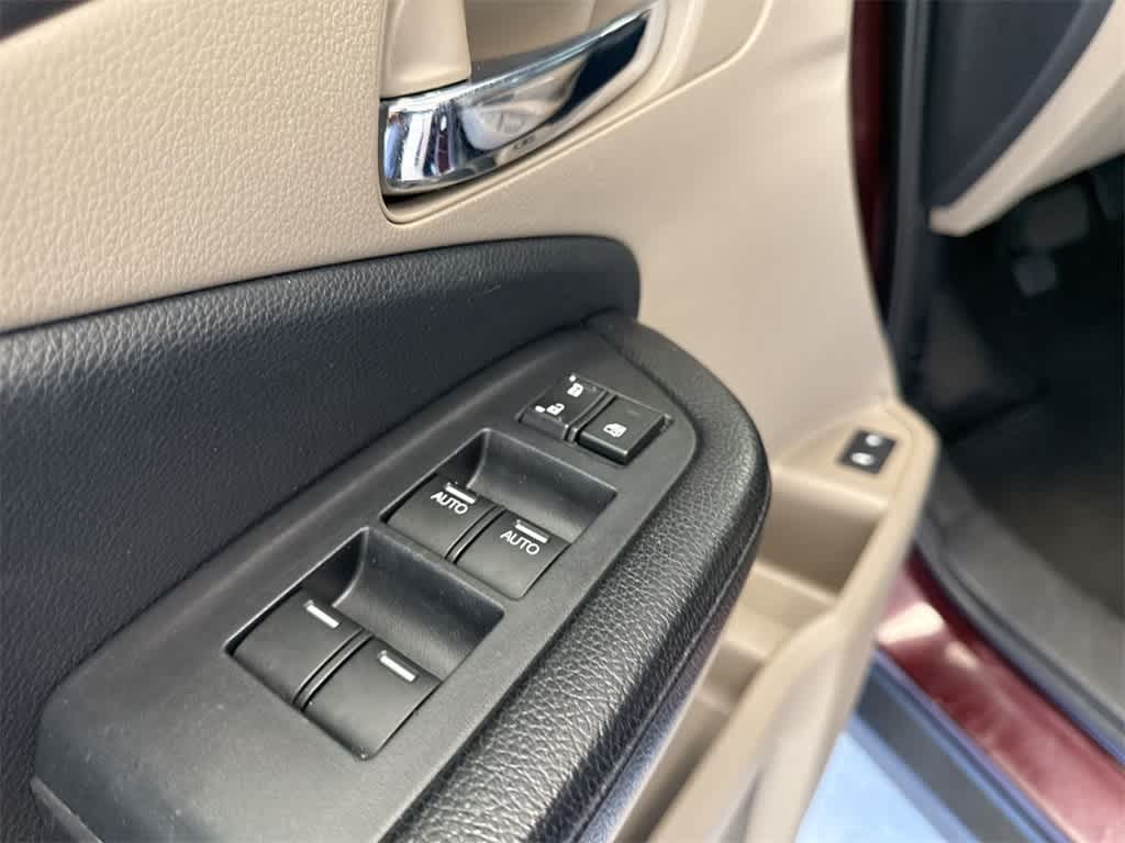 Thumbnail: 2017 Honda Pilot - 17