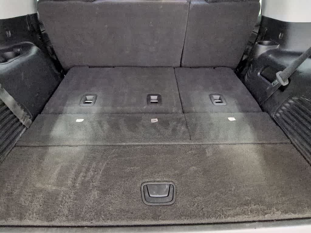 Thumbnail: 2020 Chevrolet Tahoe - 37