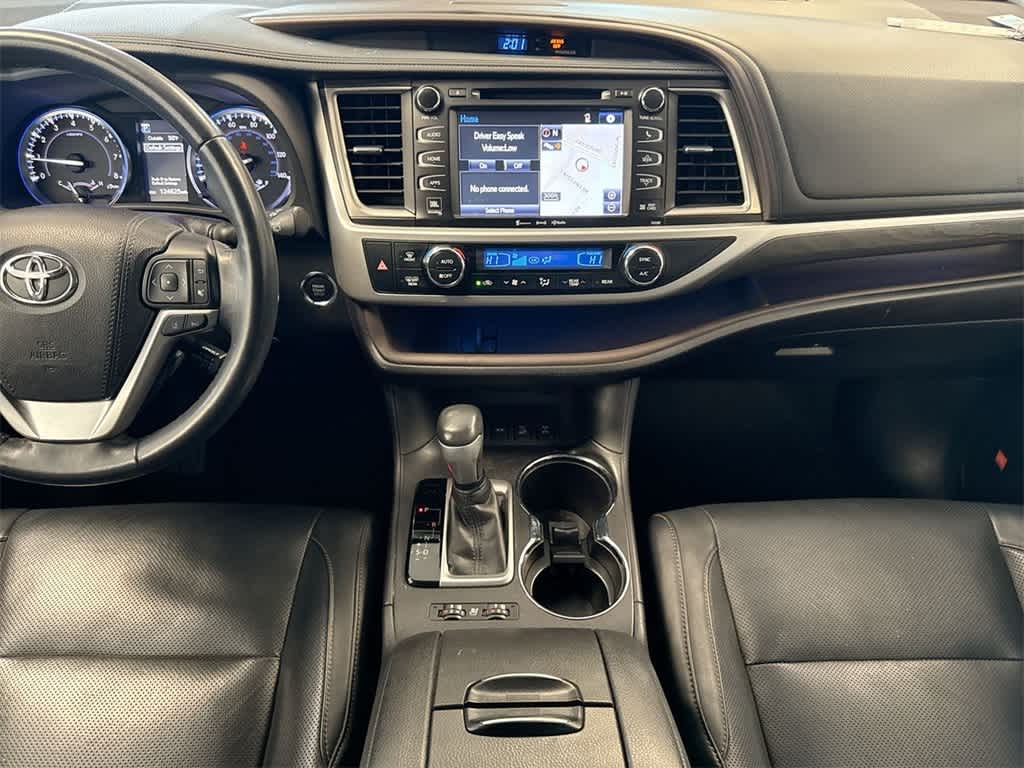 Thumbnail: 2018 Toyota Highlander - 31