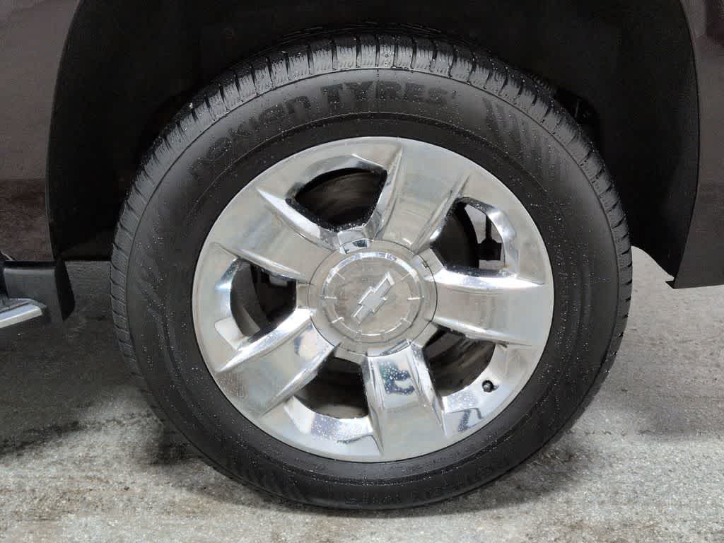 Thumbnail: 2020 Chevrolet Tahoe - 14