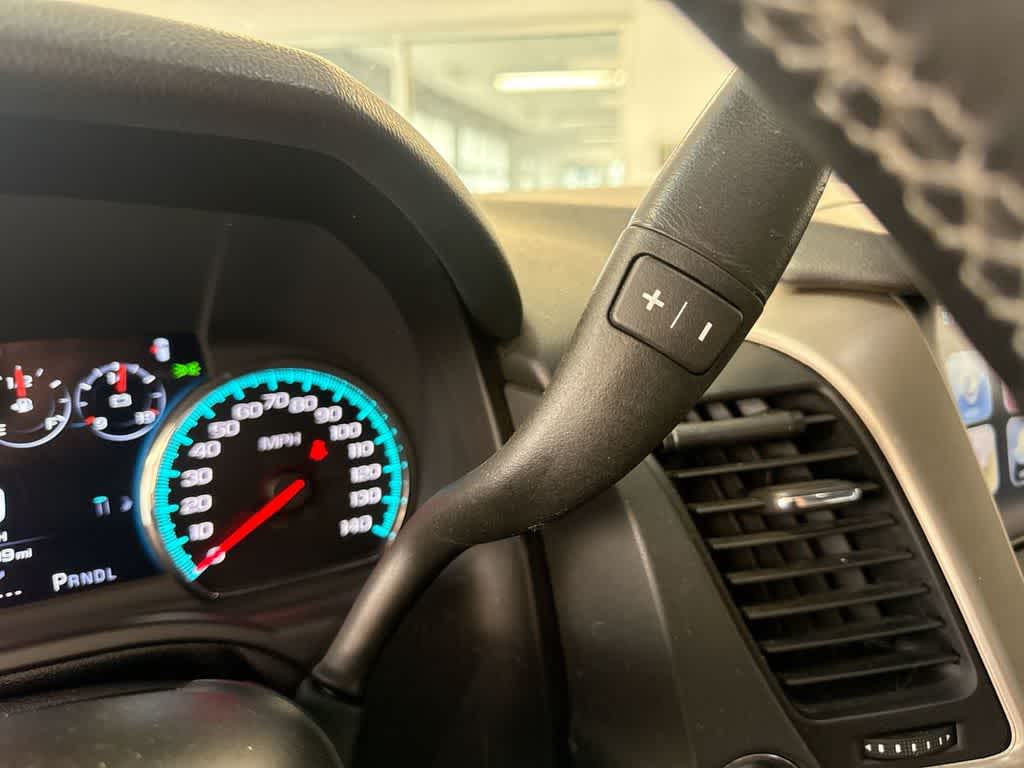 Thumbnail: 2017 GMC Yukon - 34