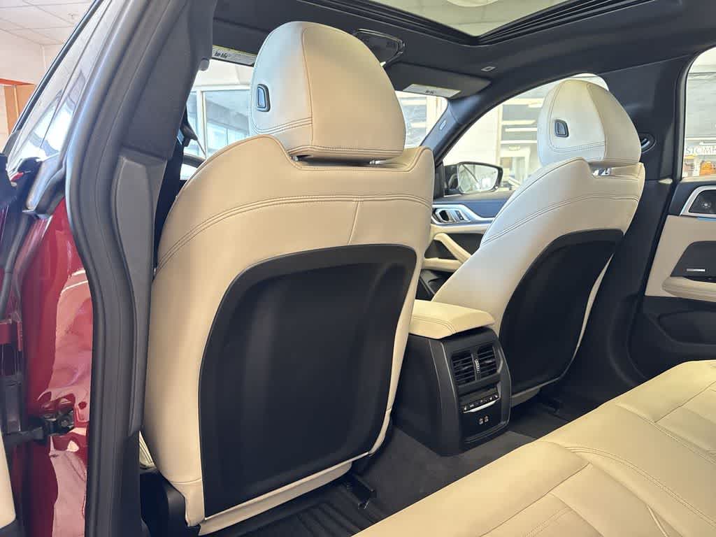 Thumbnail: 2025 BMW i4 - 20