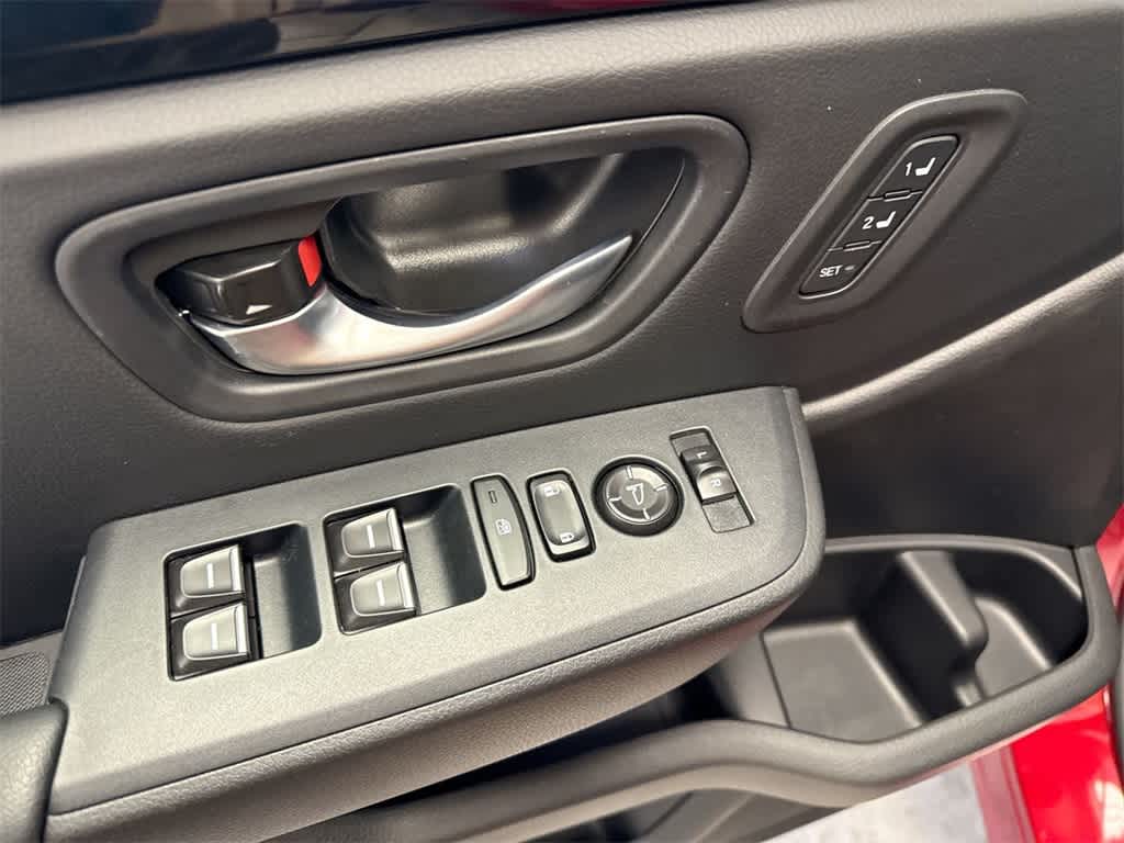 Thumbnail: 2025 Honda Pilot - 18