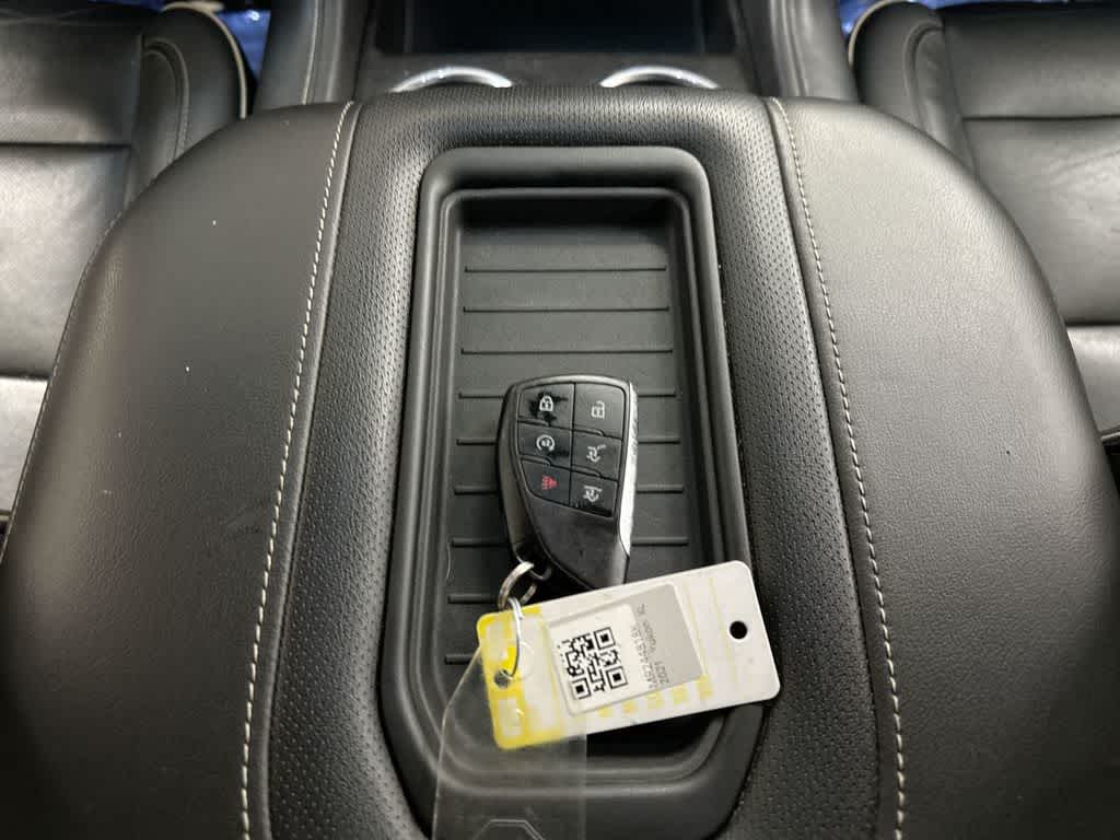 Thumbnail: 2021 GMC Yukon XL - 36