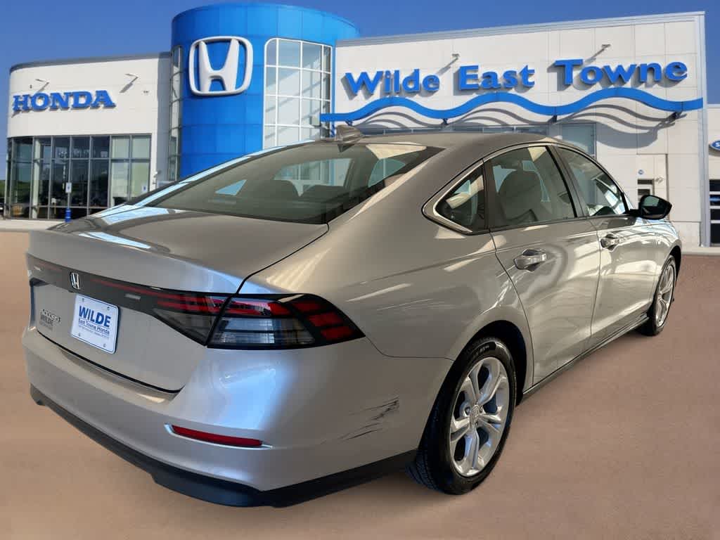 Thumbnail: 2023 Honda Accord - 8