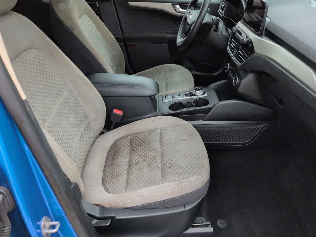 Thumbnail: 2020 Ford Escape - 21
