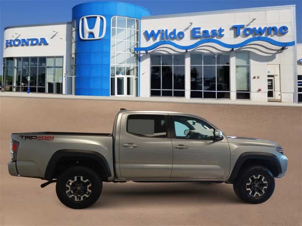 Used 2022 Toyota Tacoma TRD Off Road with VIN 3TMCZ5AN7NM502308 for sale in Madison, WI