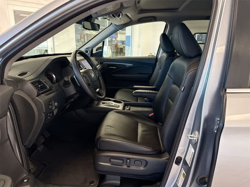 Thumbnail: 2023 Honda Ridgeline - 17