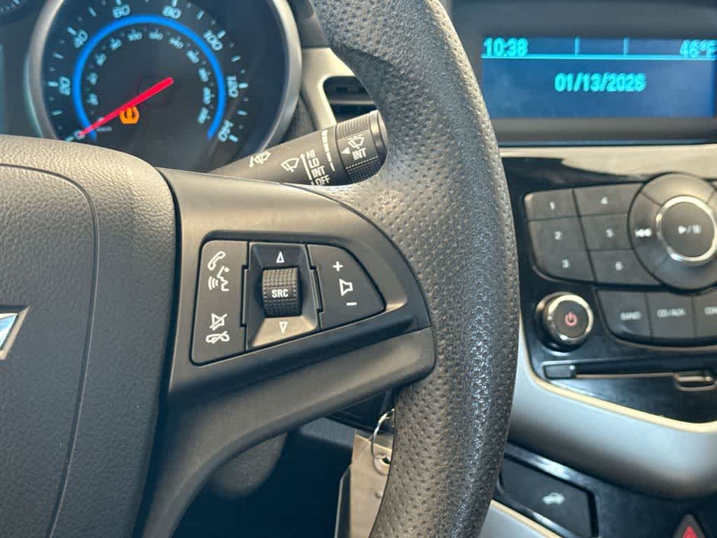 Thumbnail: 2015 Chevrolet Cruze - 25