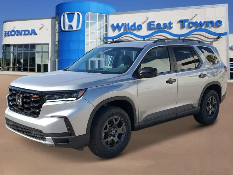 2025 Honda Pilot TrailSport -
                  Madison, WI