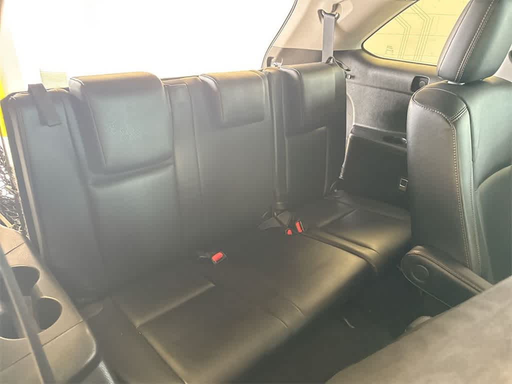 Thumbnail: 2019 Toyota Highlander - 23