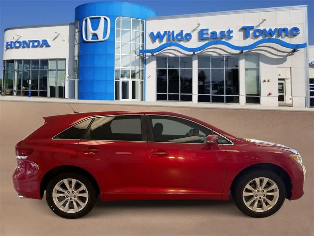 Thumbnail: 2013 Toyota Venza - 9