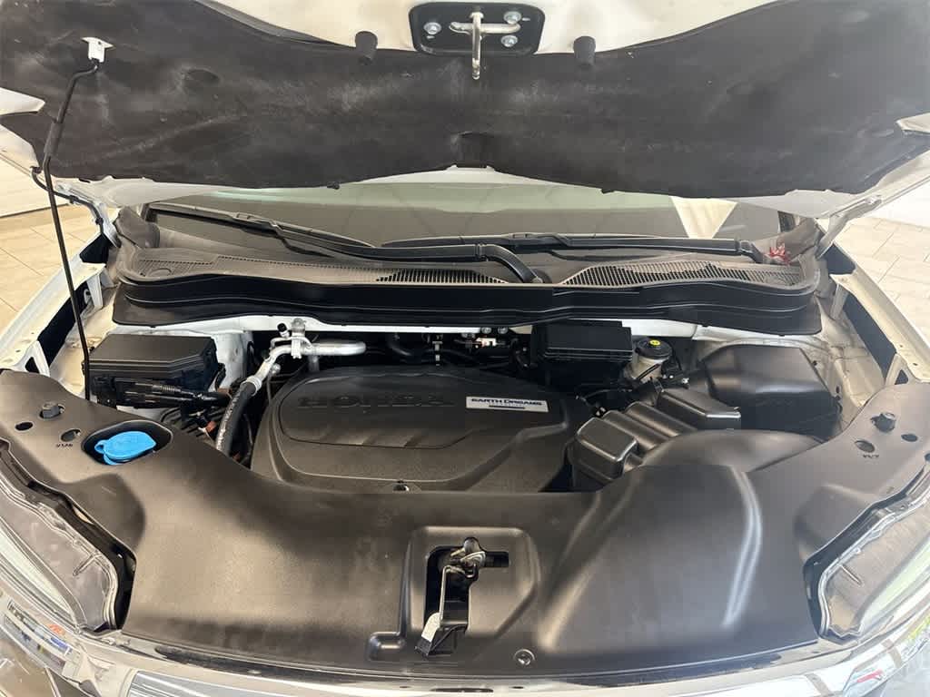 Thumbnail: 2018 Honda Pilot - 15