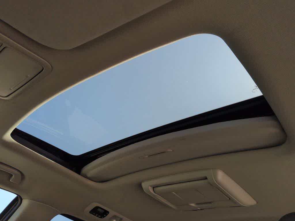 Thumbnail: 2015 Honda Odyssey - 20