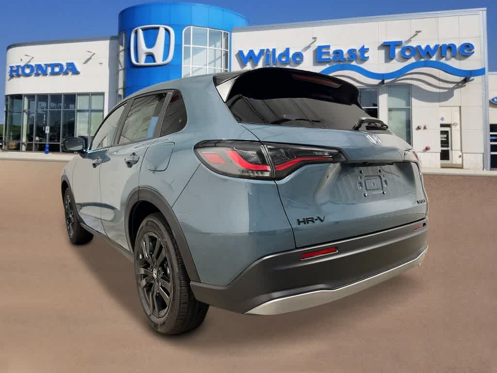 Thumbnail: 2027 Honda HR-V - 3