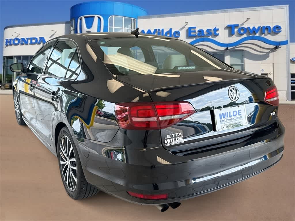 Thumbnail: 2016 Volkswagen Jetta - 6