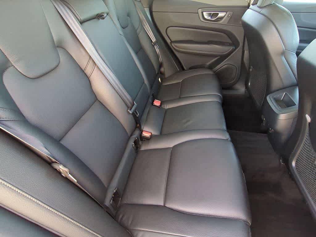 Thumbnail: 2024 Volvo XC60 - 22