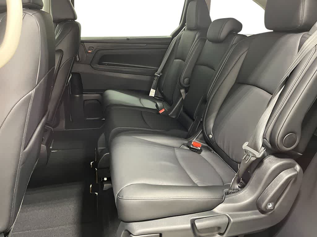 Thumbnail: 2026 Honda Odyssey - 21
