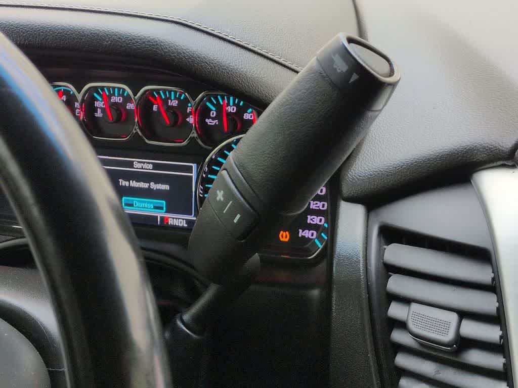 Thumbnail: 2019 GMC Yukon - 32