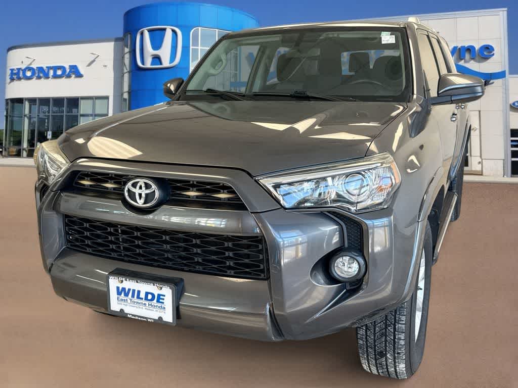 Thumbnail: 2015 Toyota 4Runner - 1