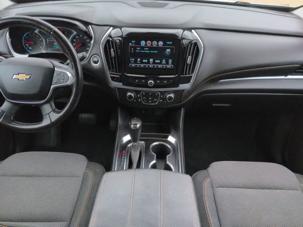 Thumbnail: 2018 Chevrolet Traverse - 15