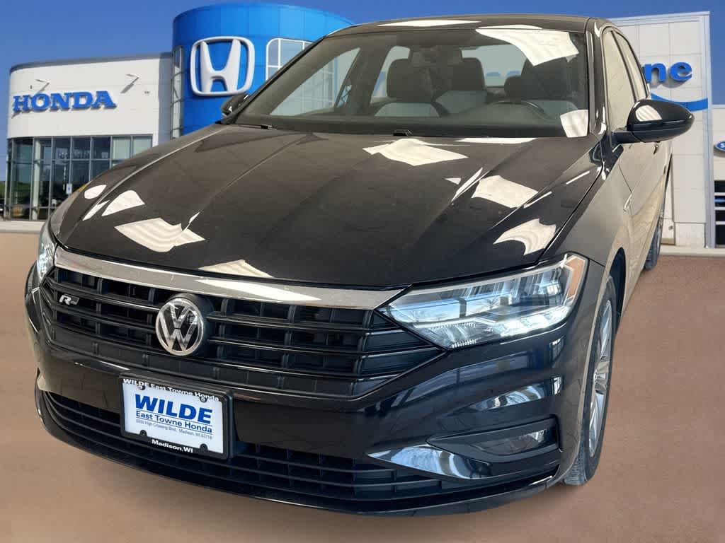 Thumbnail: 2019 Volkswagen Jetta - 1