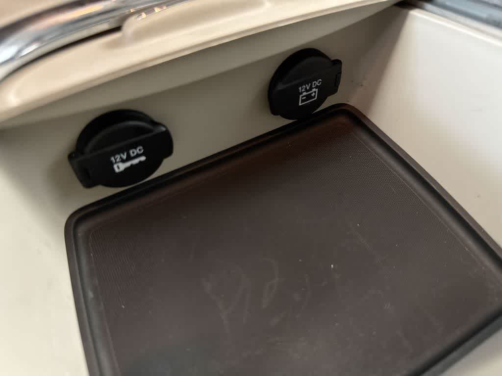 Thumbnail: 2015 Dodge Grand Caravan - 32