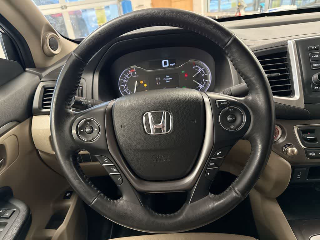 Thumbnail: 2019 Honda Ridgeline - 26