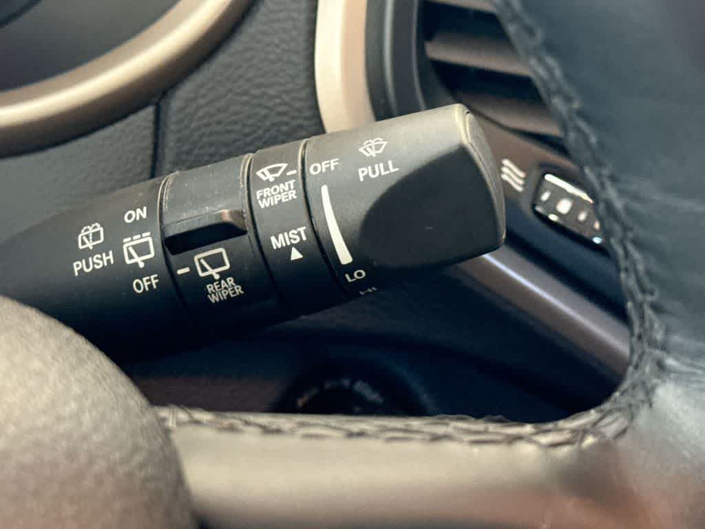 Thumbnail: 2017 Jeep Cherokee - 27