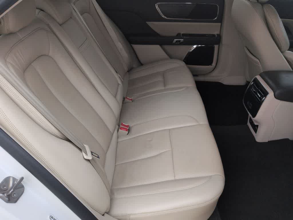 Thumbnail: 2019 Lincoln Continental - 20