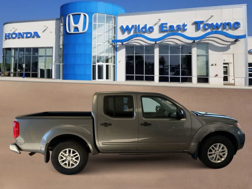 Thumbnail: 2017 Nissan Frontier - 9