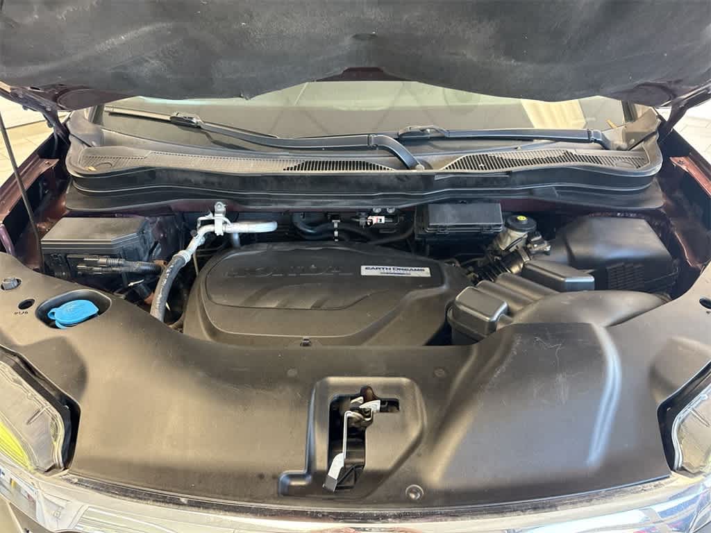 Thumbnail: 2017 Honda Pilot - 14