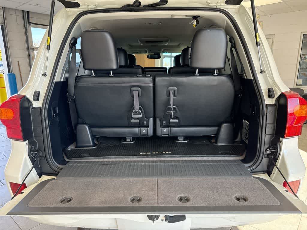 Thumbnail: 2015 Toyota Land Cruiser - 37