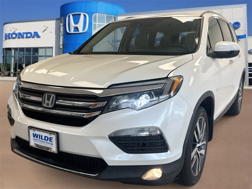Thumbnail: 2018 Honda Pilot - 1