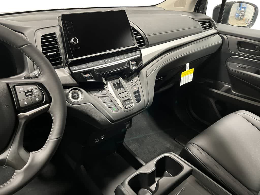 Thumbnail: 2026 Honda Odyssey - 16