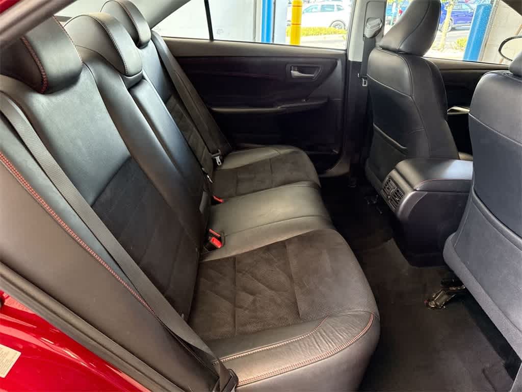 Thumbnail: 2015 Toyota Camry - 22