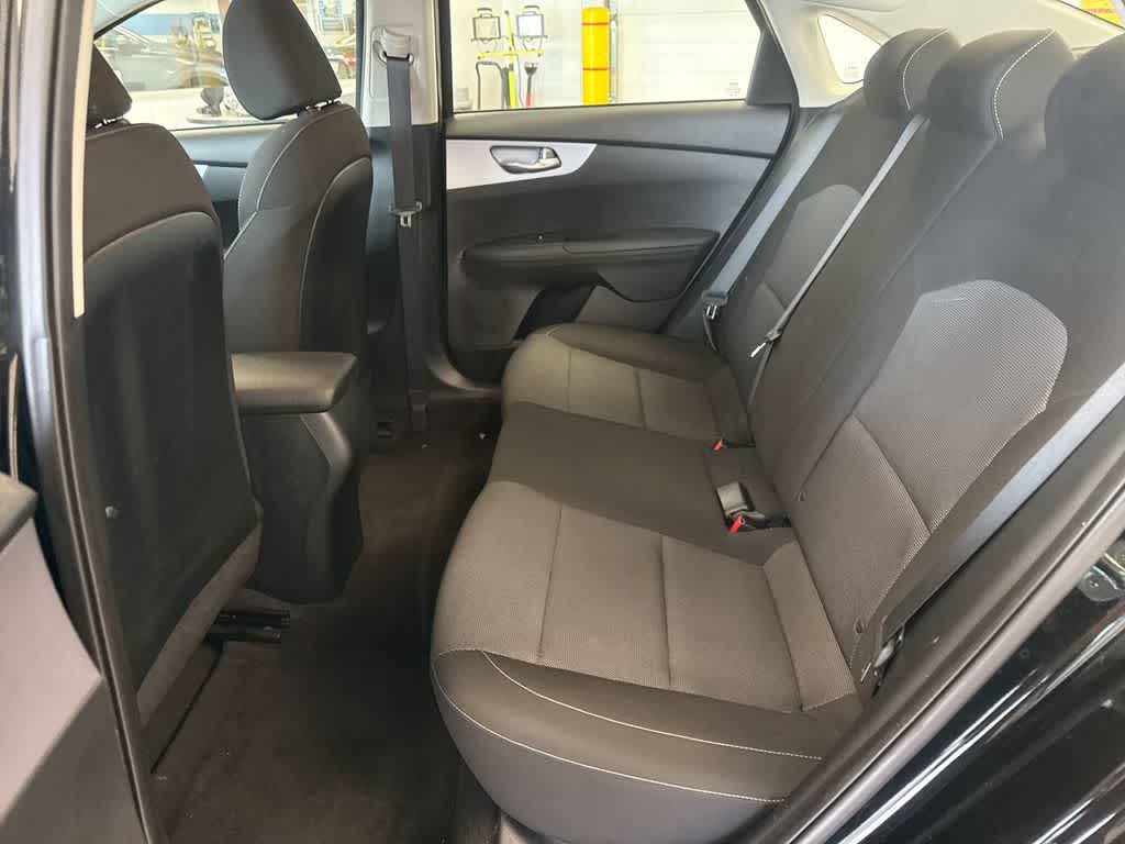 Thumbnail: 2024 Kia Forte - 20